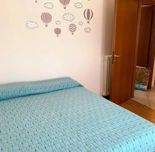 La Casa Di Lory بيت للعطل *